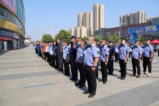 济宁南张街道召开“安全生产月”宣传咨询日活动